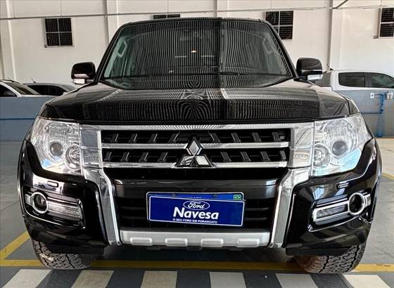 MITSUBISHI PAJERO FULL 3.2 HPE 4X4 16V TURBO INTERCOOLER DIESEL 4P AUTOMÁTICO MITSUBISHI PAJERO FULL 3.2 HPE 4X4 16V TURBO INTERCOOLER DIESEL 4P AUTOMÁTICO